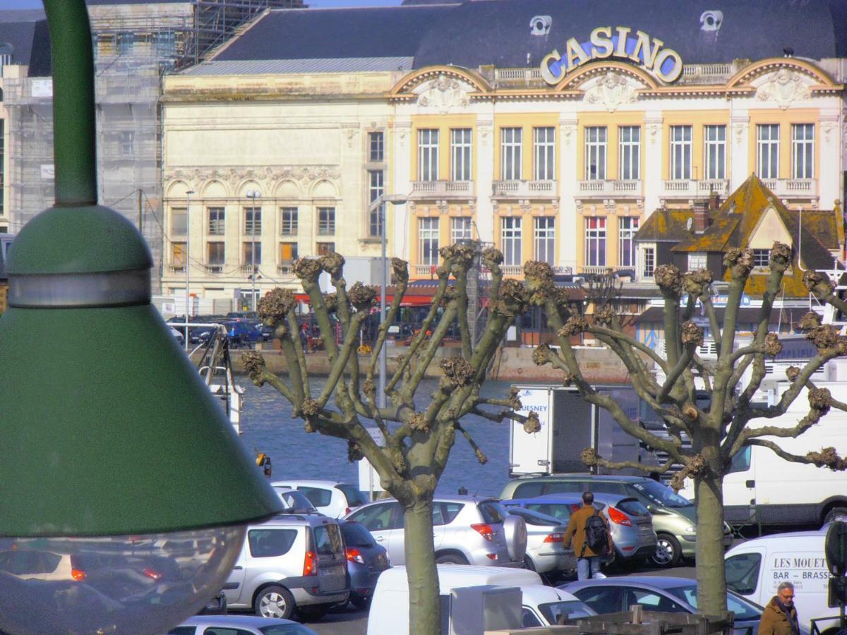 Au 112 Bis Apartman Trouville-sur-Mer Kültér fotó